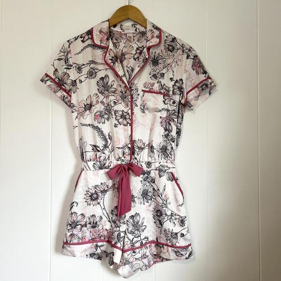 Victoria's Secret Pants - Victoria’s Secret Pink Floral Striped Satin Romper One Piece Women's Small